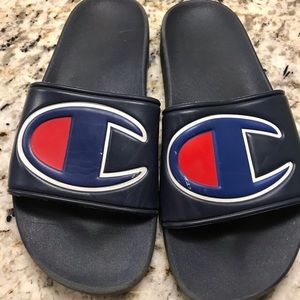 Champion Slide size 6